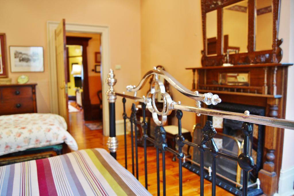 Buxton Manor Bed & Breakfast Аделейд Екстериор снимка