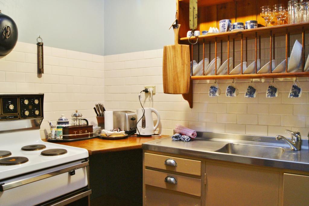 Buxton Manor Bed & Breakfast Аделейд Екстериор снимка